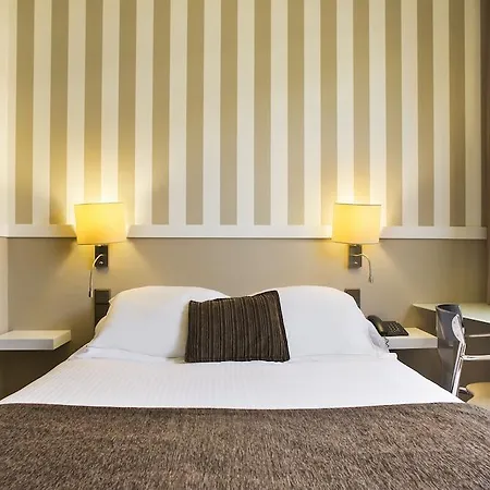 Otel Acta City47