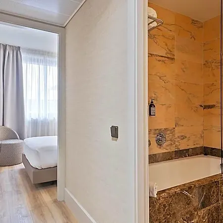Acta City47 Hotel