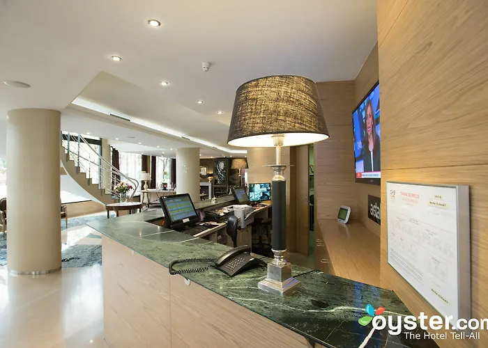 Acta City47 Hotel 4*