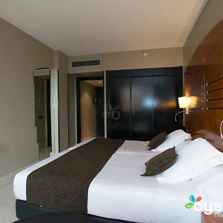 Hotell Acta City47 4*